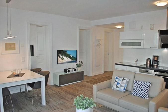 Villa Poseidon - We 5 In Strandnaehe Und Zentrumsnah Binz Exterior photo